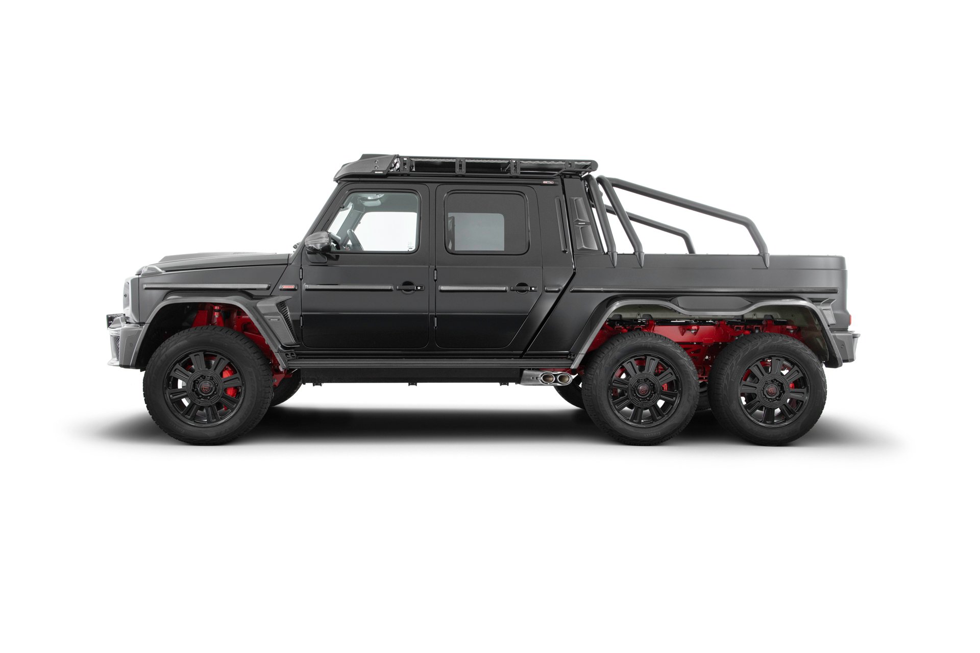 В Россию привезли новый трёхосный «Гелик» от Brabus 